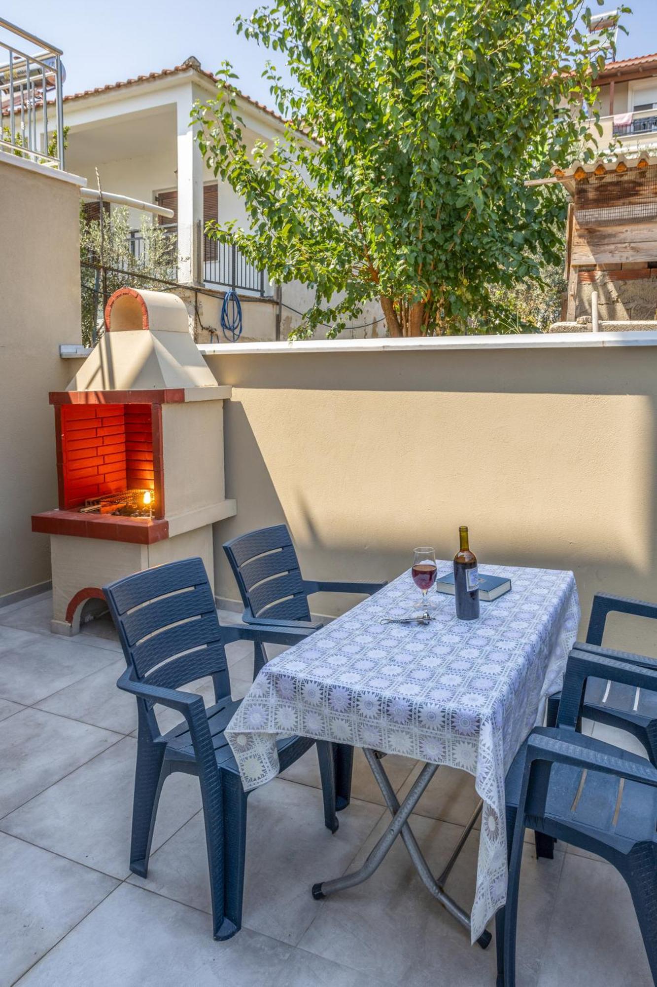 Natalia Peramos Apartment Nea Peramos  Ngoại thất bức ảnh
